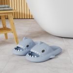 Men's and Women's Shark Slides Cloud Slippers Summer Novelty Open Toe Slide Sandals Anti-Slip Beach Pool Shower Shoes with Cushioned Thick - Image 2